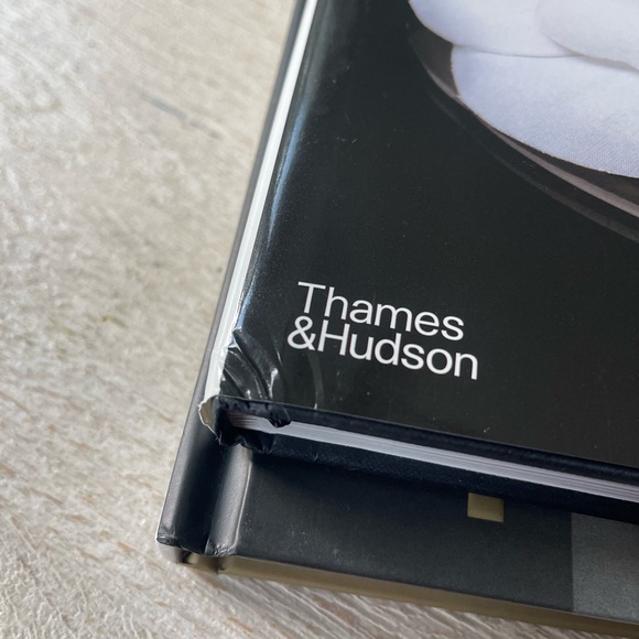 Designer coffee table book set - Picture 11 of 11